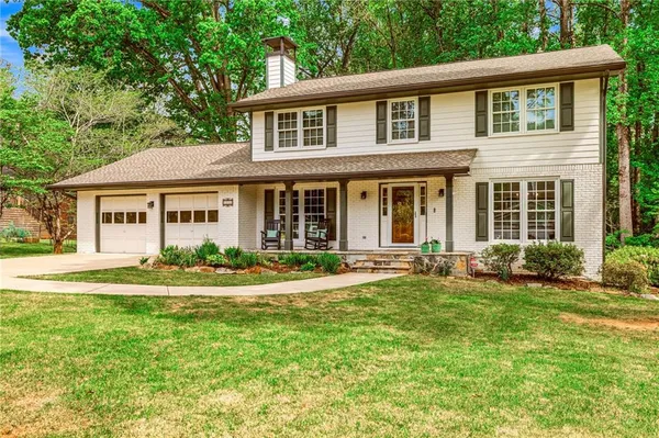 $1,025,000 | 1111 Banbury Cross, Avondale Estates, GA 30002