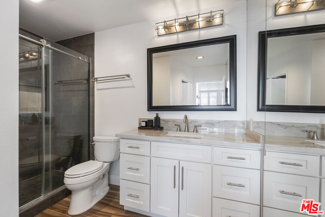 2385 Roscomare Road, Unit E17 Los Angeles, CA 90077 - Photo 13 of 26
