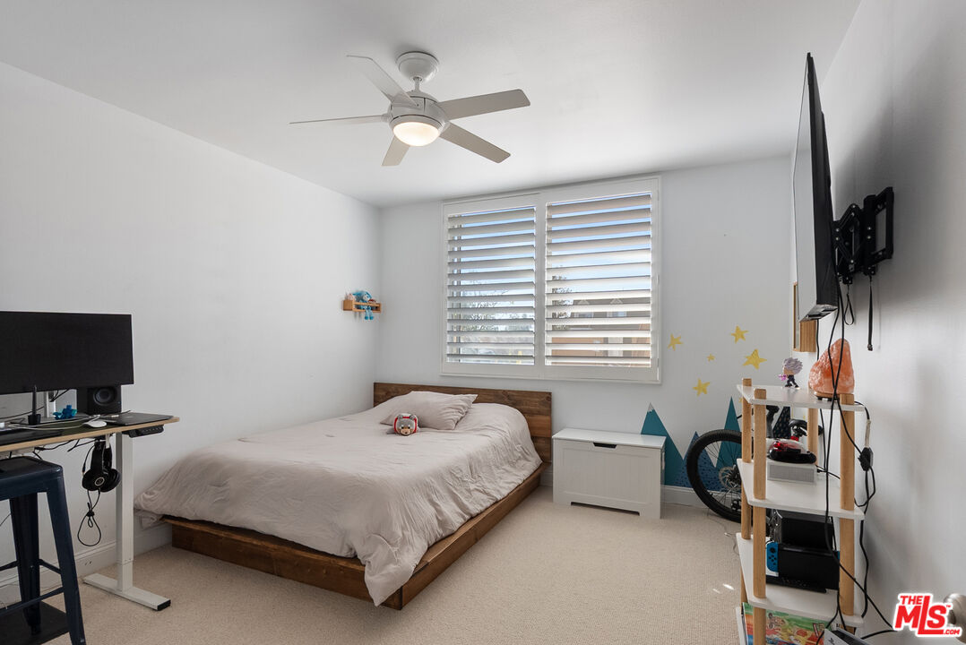 2385 Roscomare Road, Unit E17 Los Angeles, CA 90077 - Photo 14 of 26