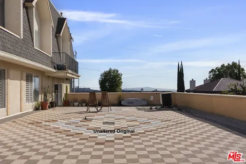 $985,000 | 2385 Roscomare Road, Unit E17, Los Angeles, CA 90077