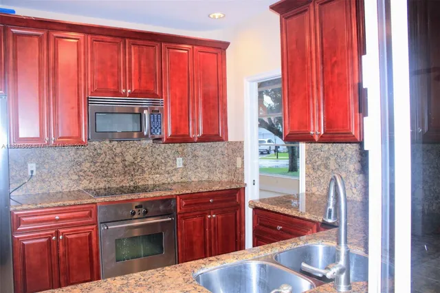 $5,200 | 11151 Minneapolis Drive, Cooper City, FL 33026