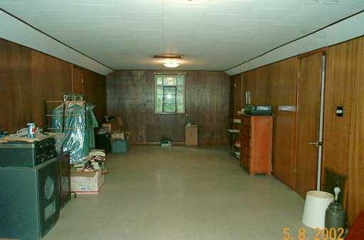 247 Center Road Monroeville, PA 15146 - Photo 4 of 6 Gallery Image 4