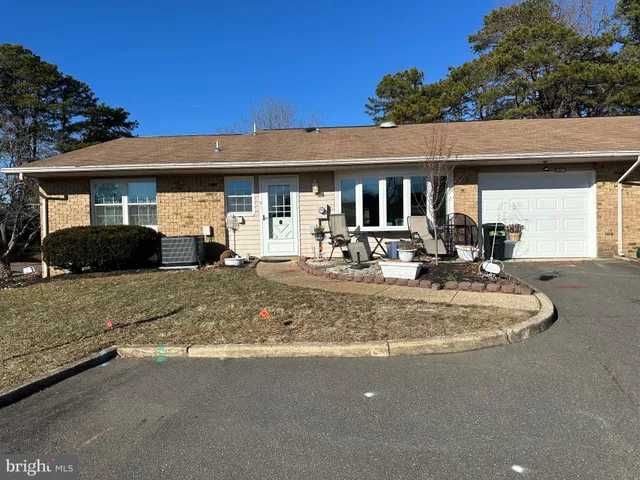 $249,900 | 83 B Cambridge Circle, Manchester Township, NJ 08759