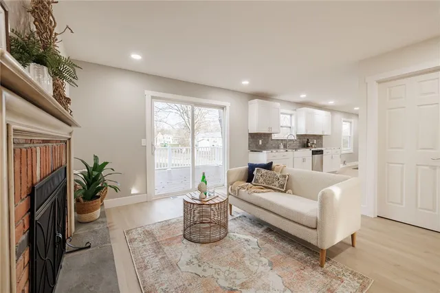 $374,900 | 36 Round Hill Road, Henrietta, NY 14467