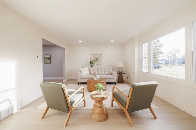 $374,900 | 36 Round Hill Road, Henrietta, NY 14467