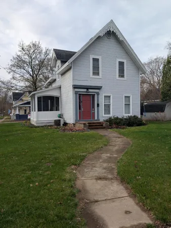 $265,000 | 301 West Washington Street, Greenville, MI 48838
