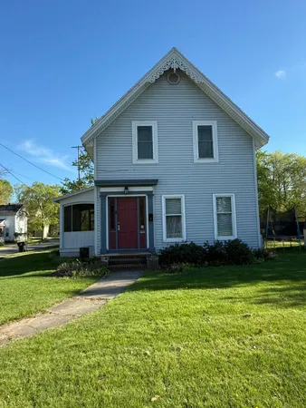 $249,999 | 301 West Washington Street, Greenville, MI 48838