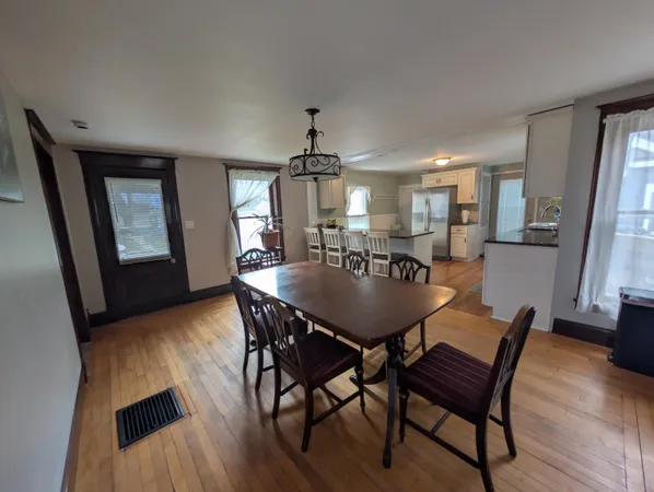 $249,999 | 301 West Washington Street, Greenville, MI 48838