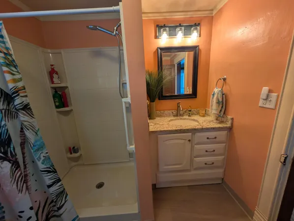 $249,999 | 301 West Washington Street, Greenville, MI 48838