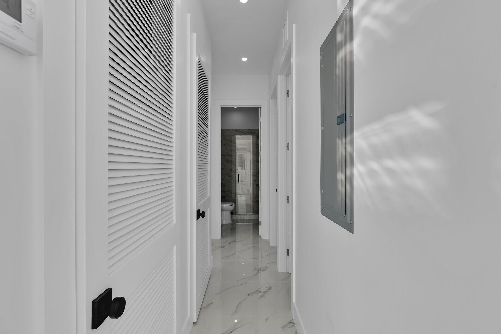 31368 Ave I Big Pine Key, FL 33043 - Photo 14 of 47 a view of a bathroom