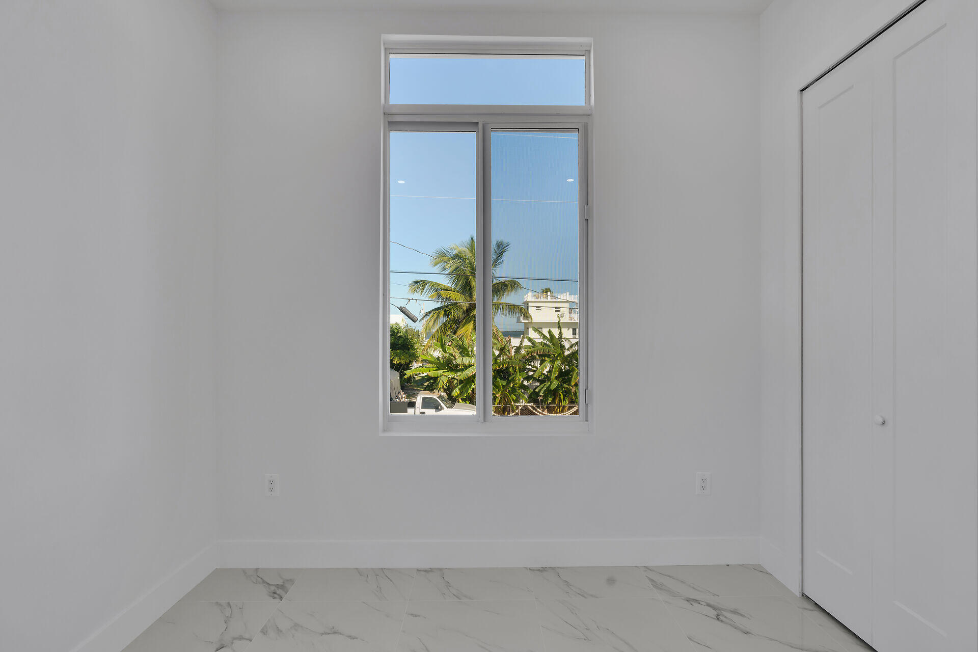 31368 Ave I Big Pine Key, FL 33043 - Photo 26 of 47 a close up of a wall