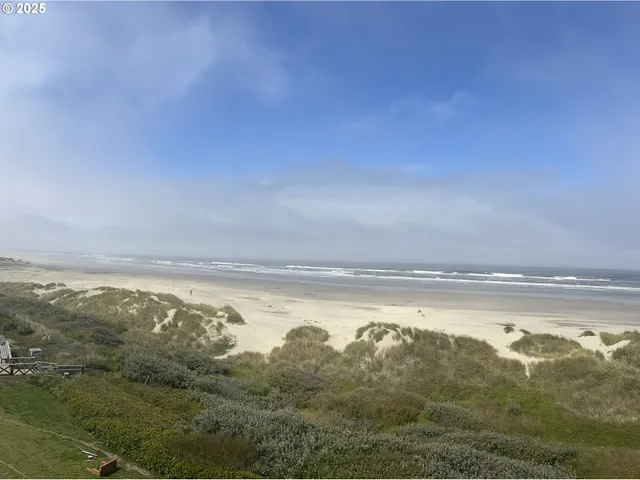 $525,000 | 4570 Heceta Street, Florence, OR 97439