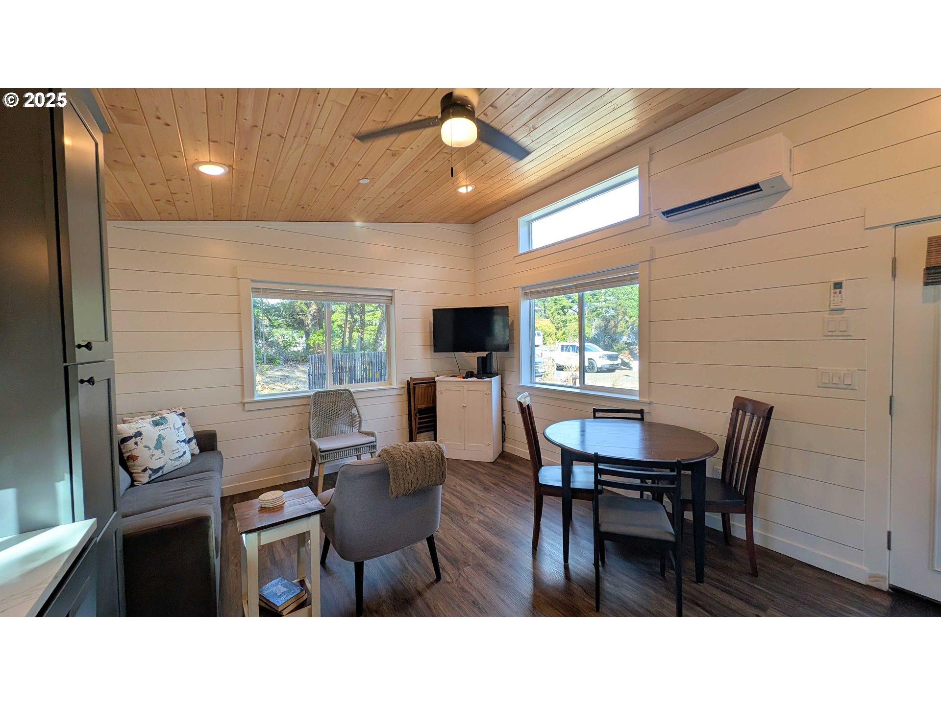 4570 Heceta Street Florence, OR 97439 - Photo 32 of 36