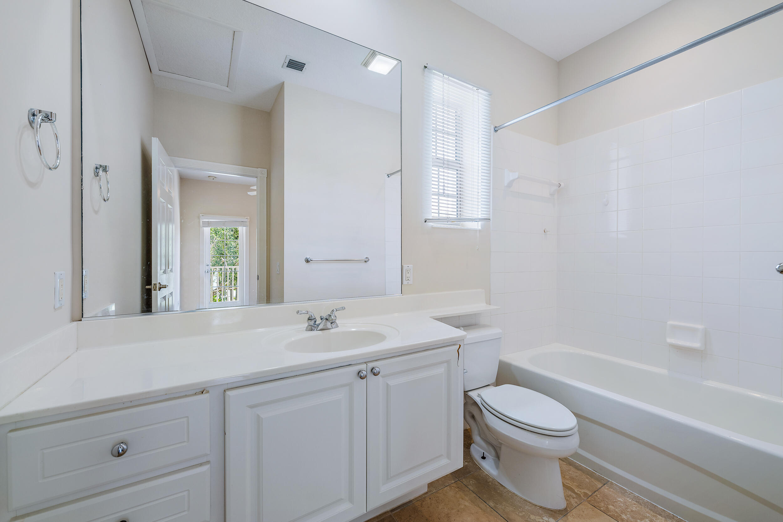 1809 Dakota Drive Jupiter, FL 33458 - Photo 22 of 25 INLAW SUITE BATHROOM
