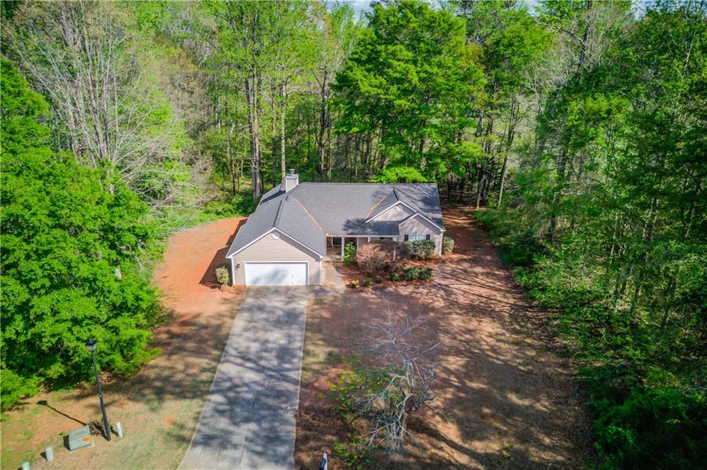 925 Nature Trail Bethlehem, GA 30620 - Photo 2 of 41 an aerial view of a house