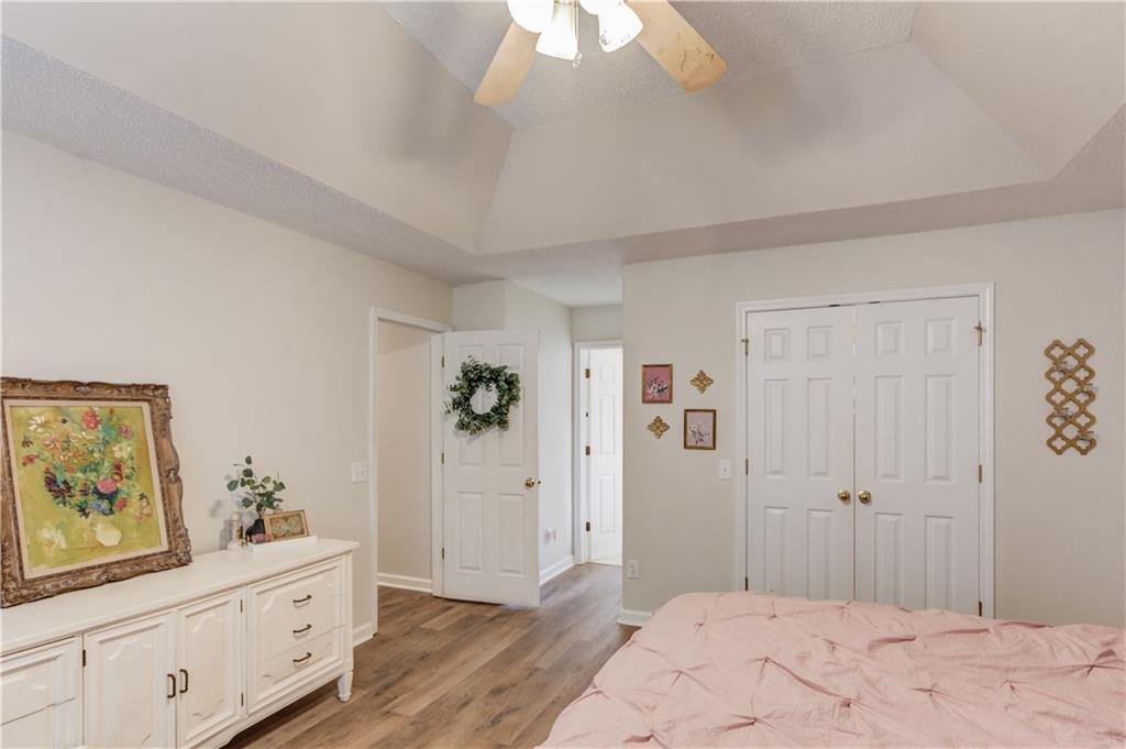 925 Nature Trail Bethlehem, GA 30620 - Photo 21 of 41 a bedroom with a bed and a window