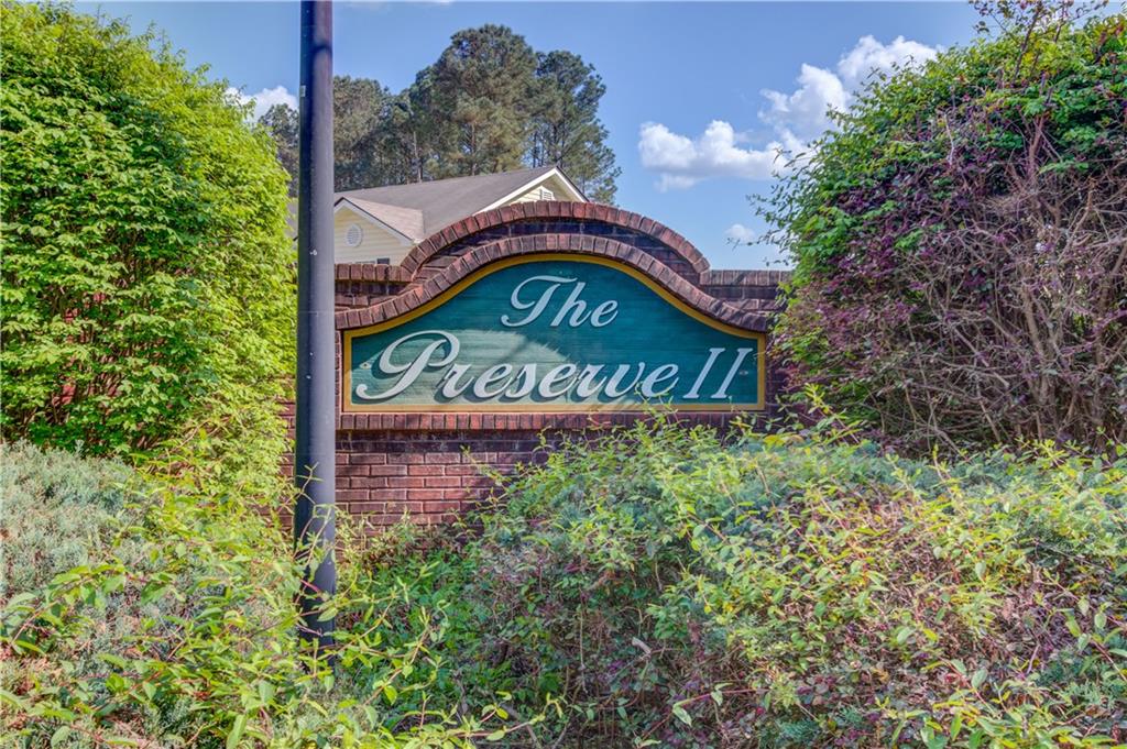 925 Nature Trail Bethlehem, GA 30620 - Photo 41 of 41 a sign that is sitting on a brick wall