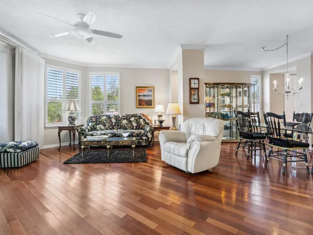 $675,000 | 5420 Eagles Point Circle, Unit 106, Sarasota, FL 34231