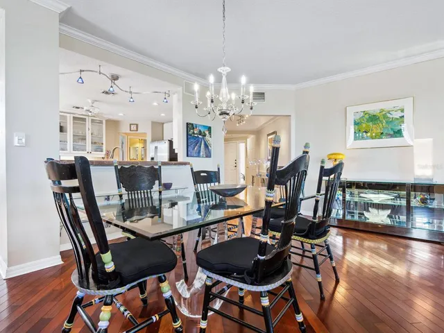 $675,000 | 5420 Eagles Point Circle, Unit 106, Sarasota, FL 34231