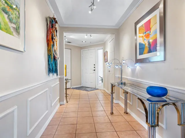 $675,000 | 5420 Eagles Point Circle, Unit 106, Sarasota, FL 34231