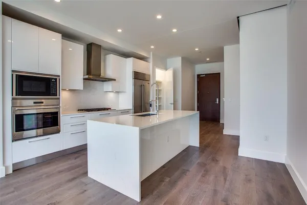 $3,950 | 7901 Windrose Avenue, Unit 605, Plano, TX 75024
