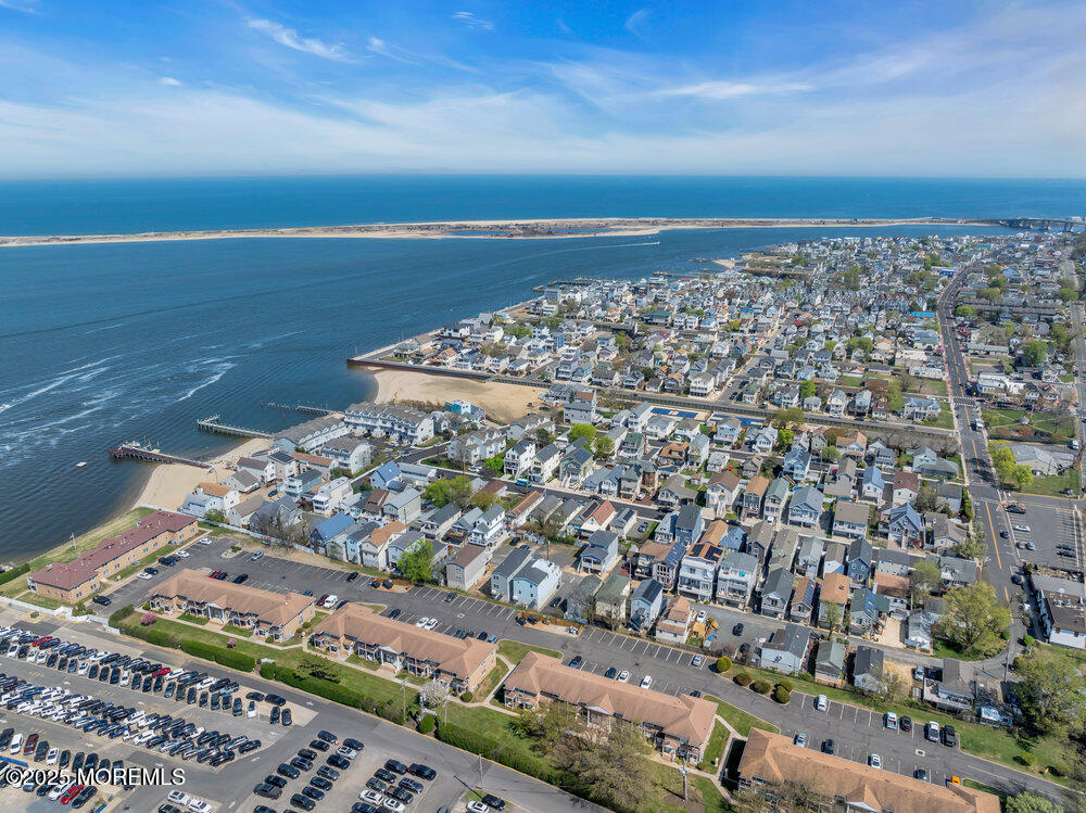 19 Gravelly Point Road Highlands, NJ 07732 - Photo 44 of 44 view of city and ocean