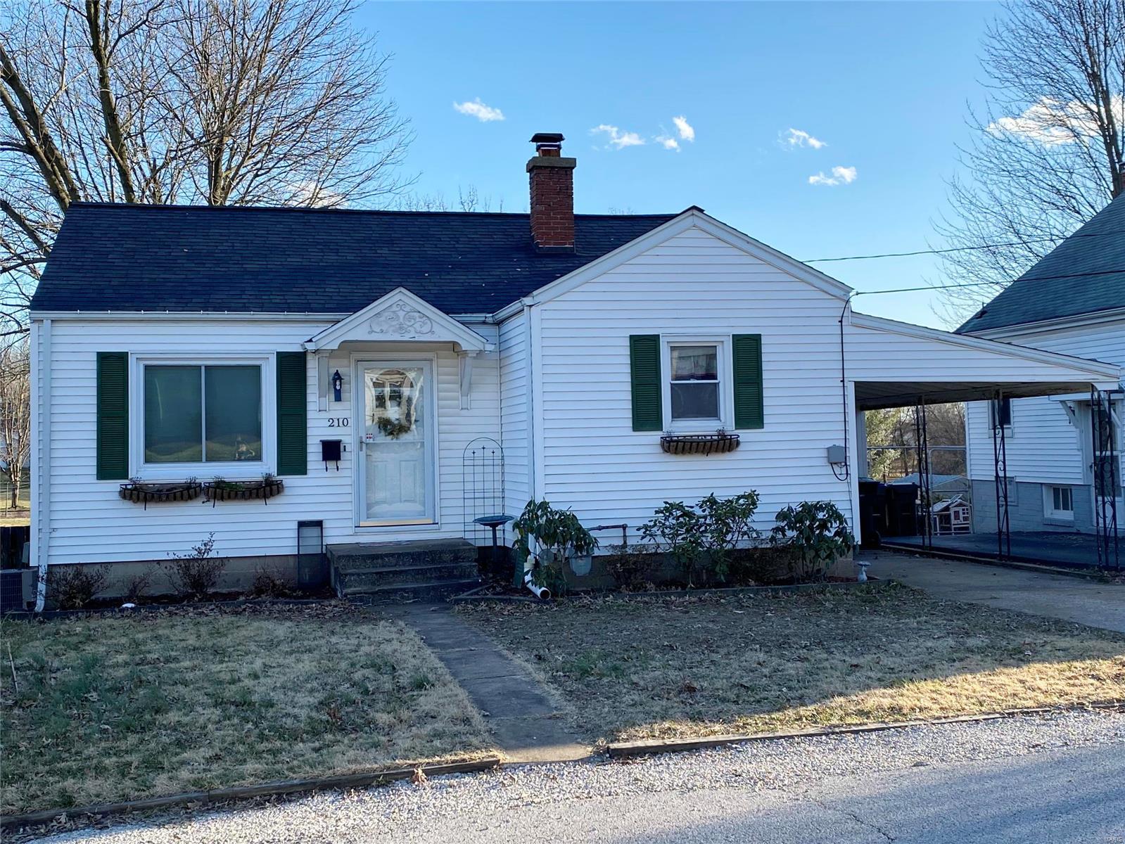 210 Koenigsmark Avenue Waterloo, IL 62298 - Photo 2 of 38