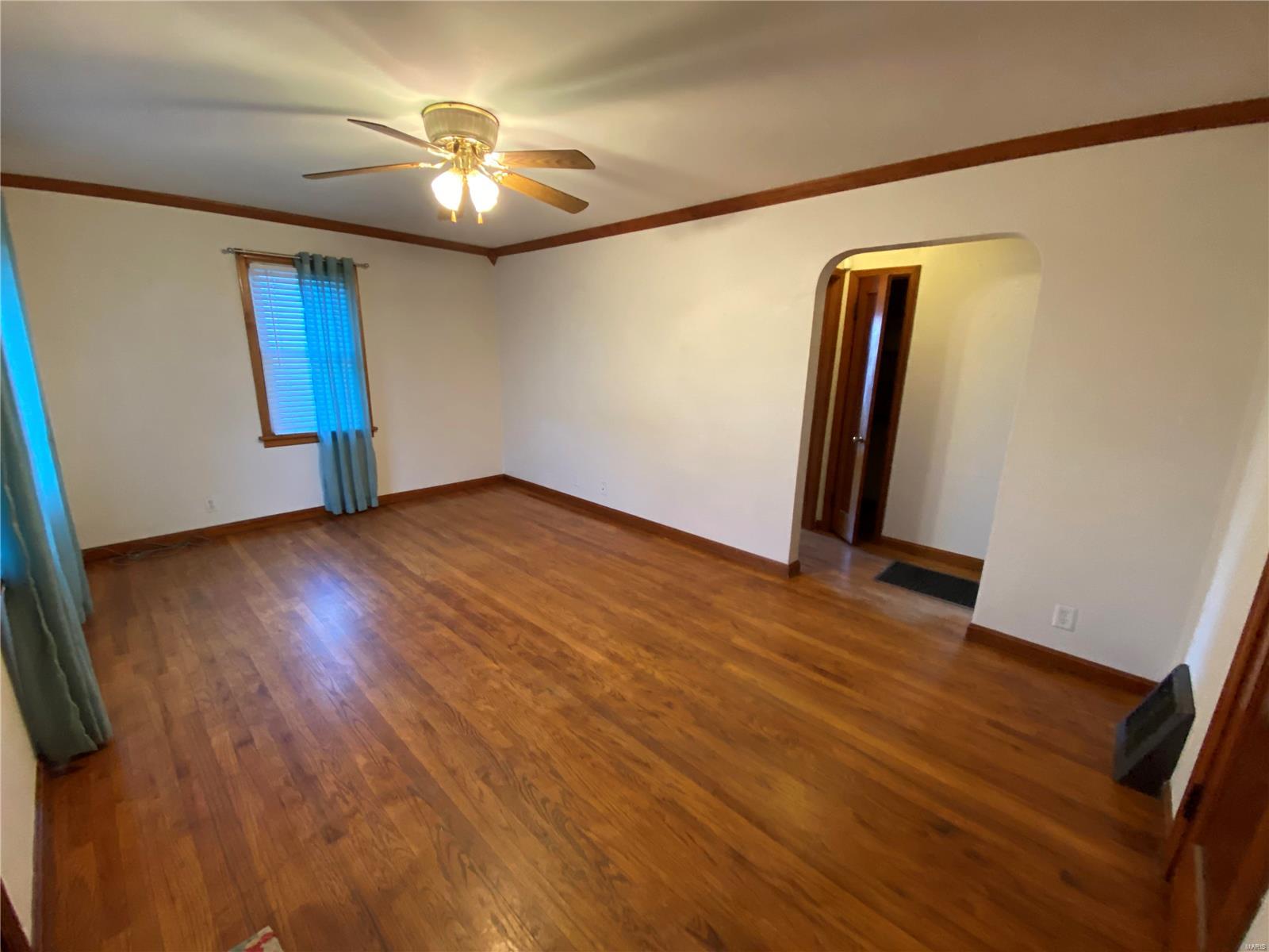 210 Koenigsmark Avenue Waterloo, IL 62298 - Photo 11 of 38