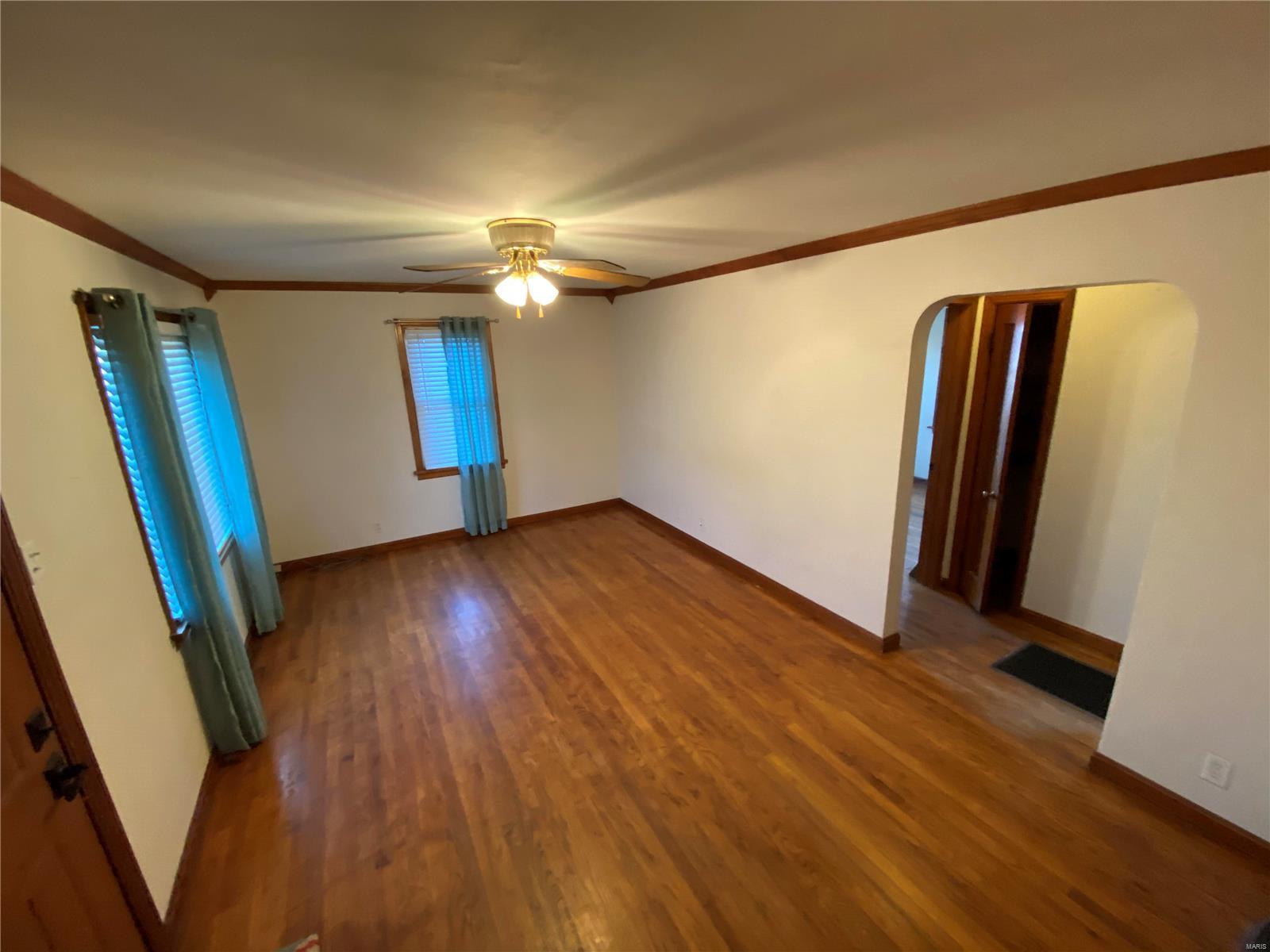 210 Koenigsmark Avenue Waterloo, IL 62298 - Photo 15 of 38