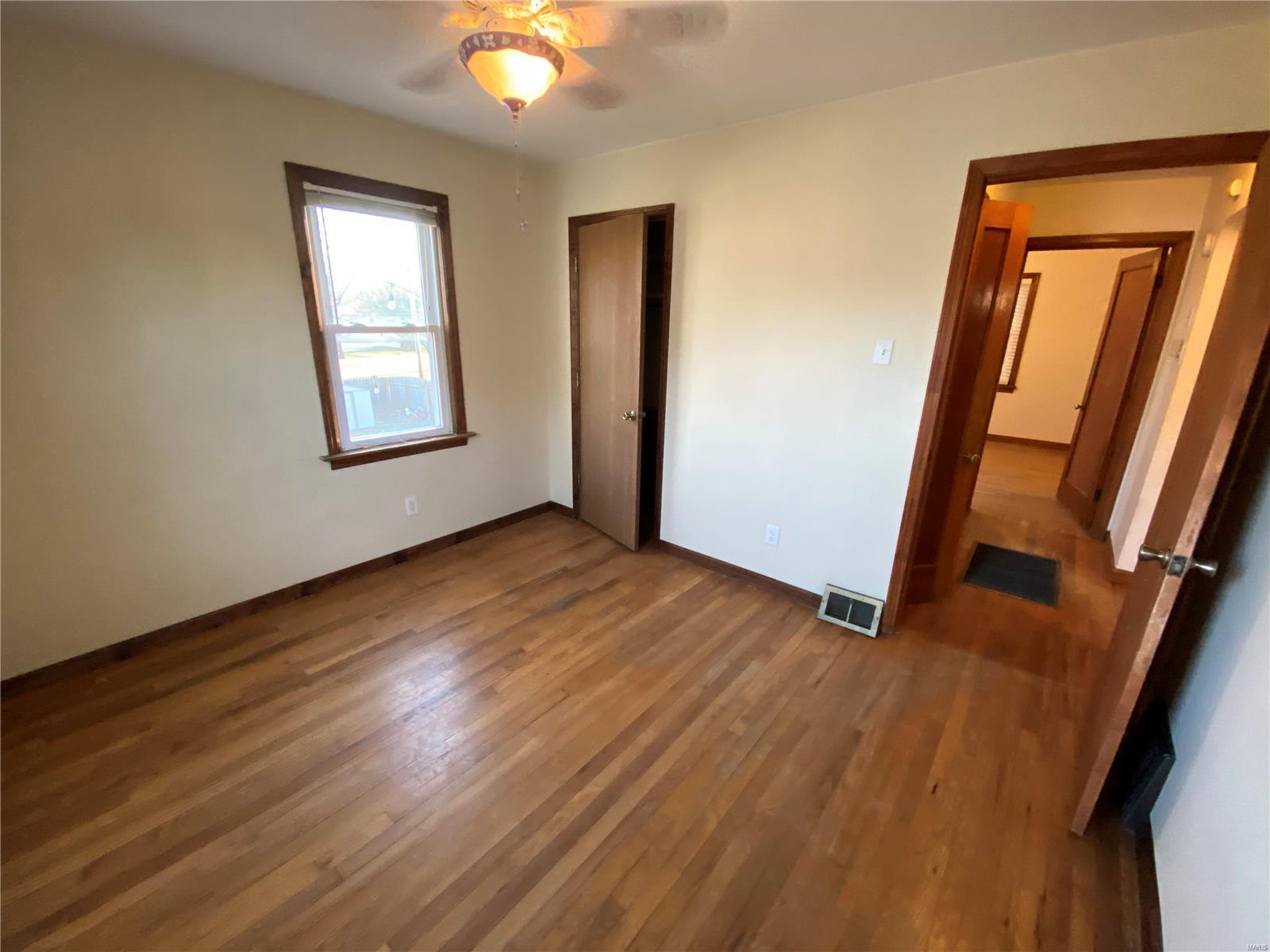 210 Koenigsmark Avenue Waterloo, IL 62298 - Photo 20 of 38