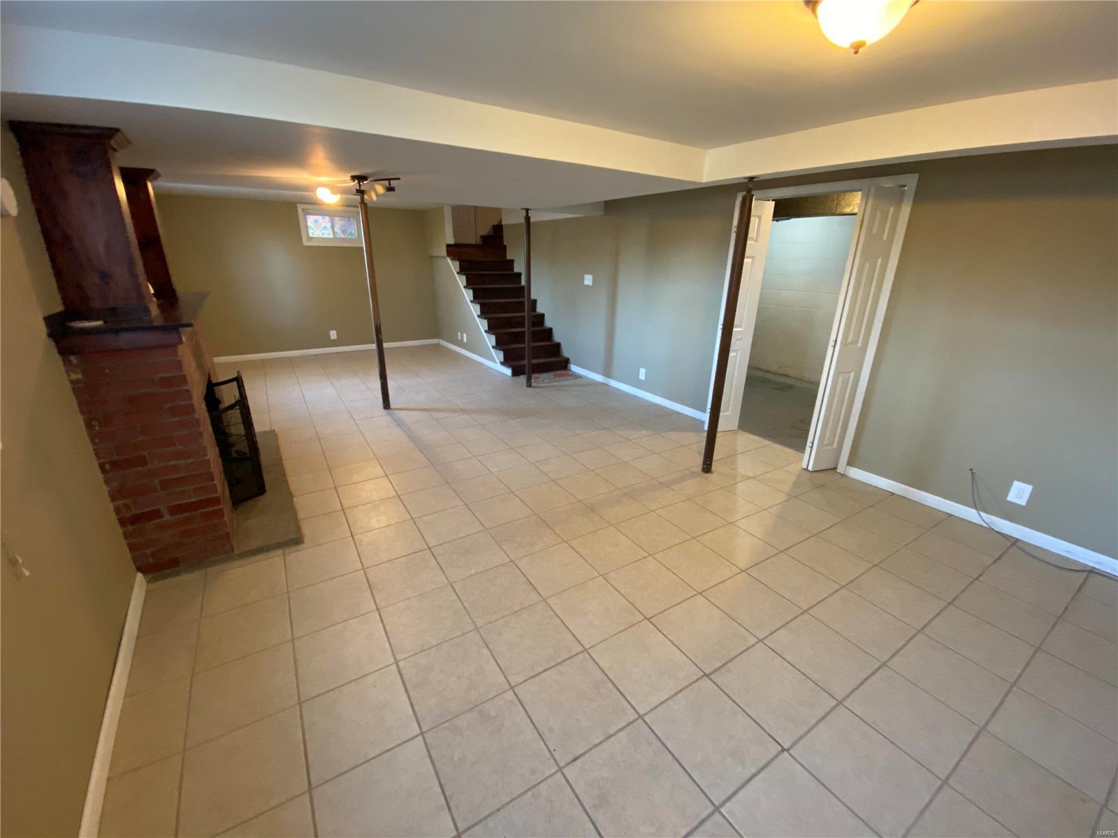 210 Koenigsmark Avenue Waterloo, IL 62298 - Photo 27 of 38