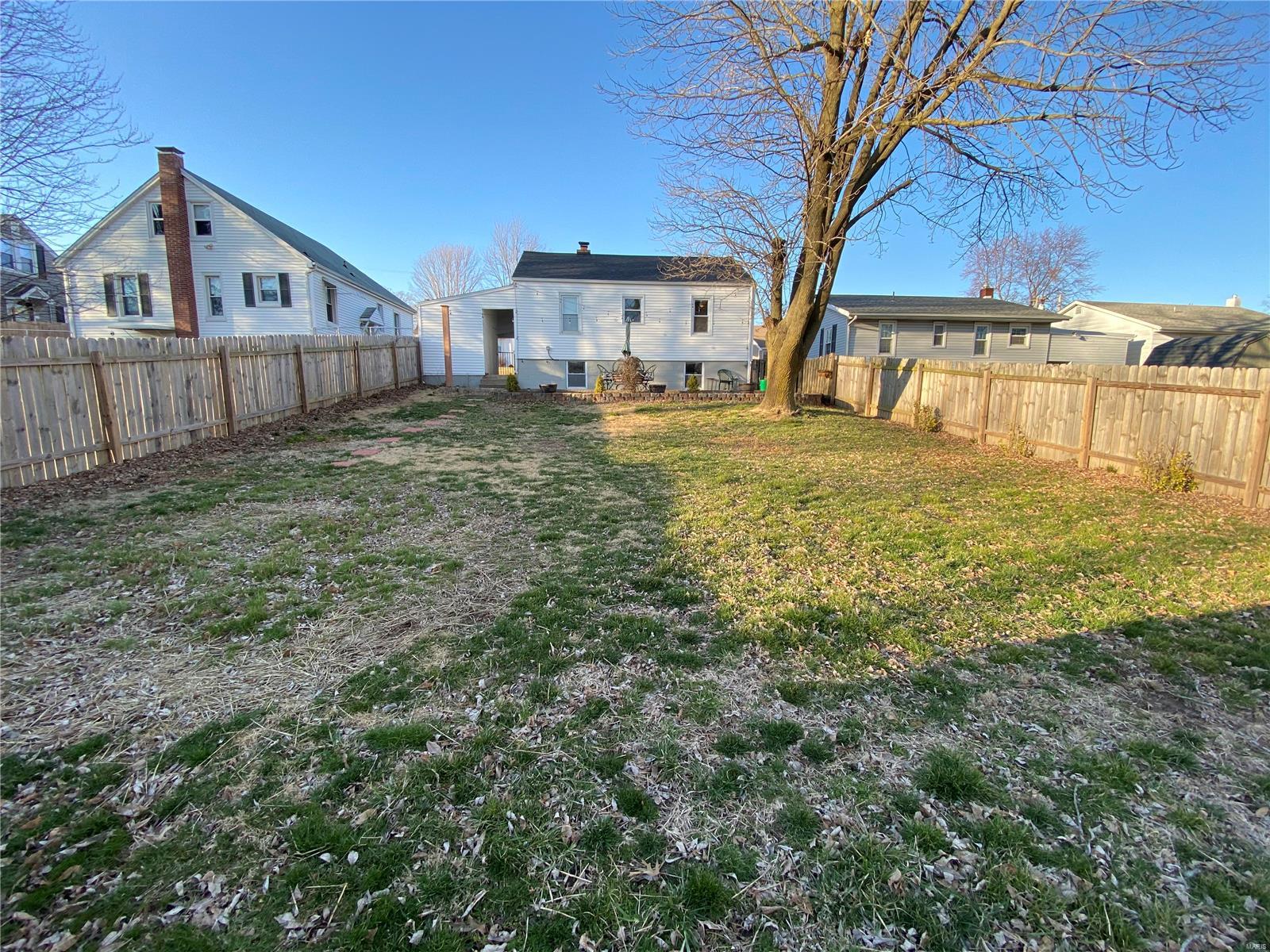210 Koenigsmark Avenue Waterloo, IL 62298 - Photo 32 of 38