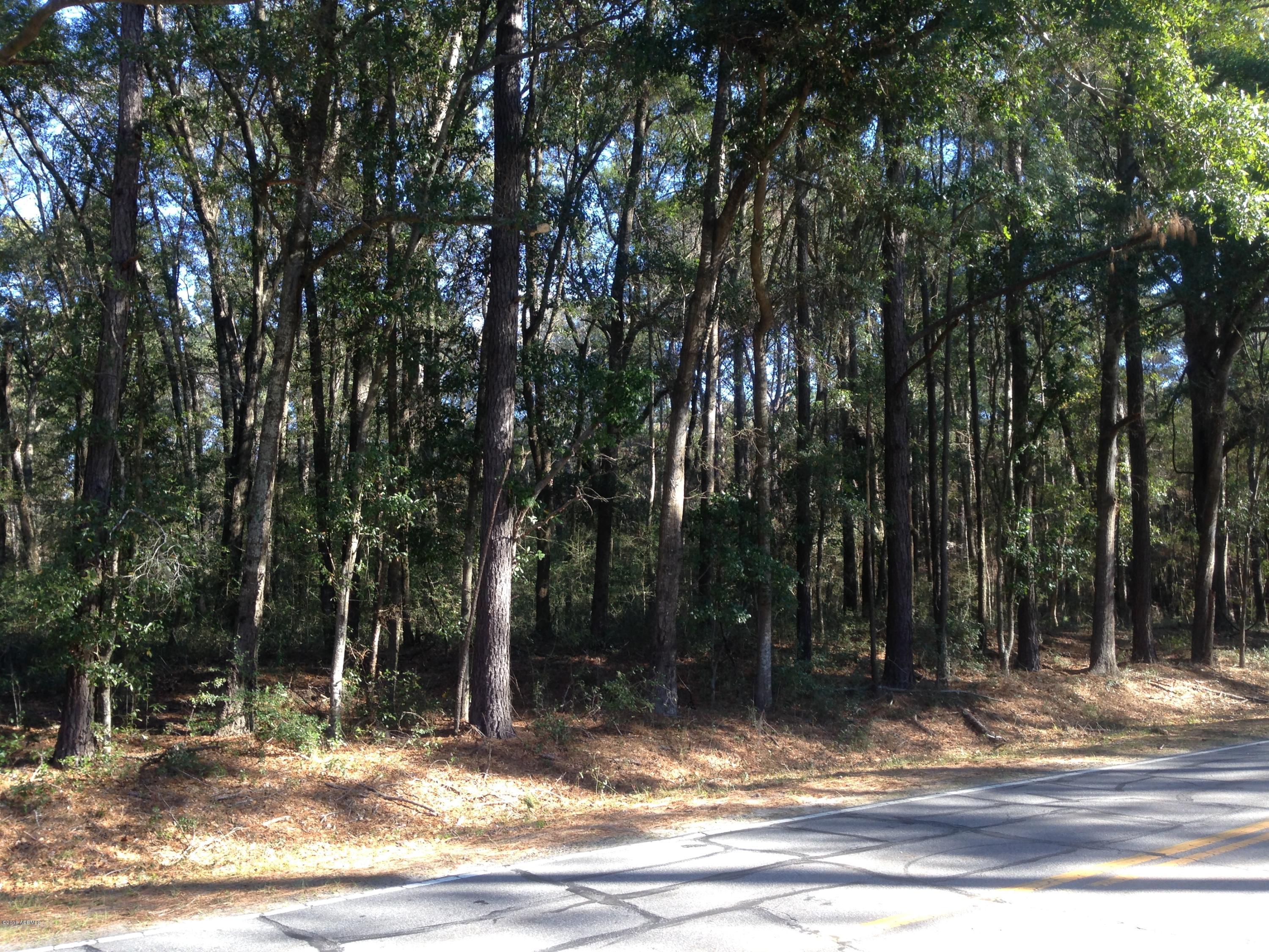 152 Brickyard Point Road South Beaufort, SC 29907 - Photo 1 of 4 IMG_0906