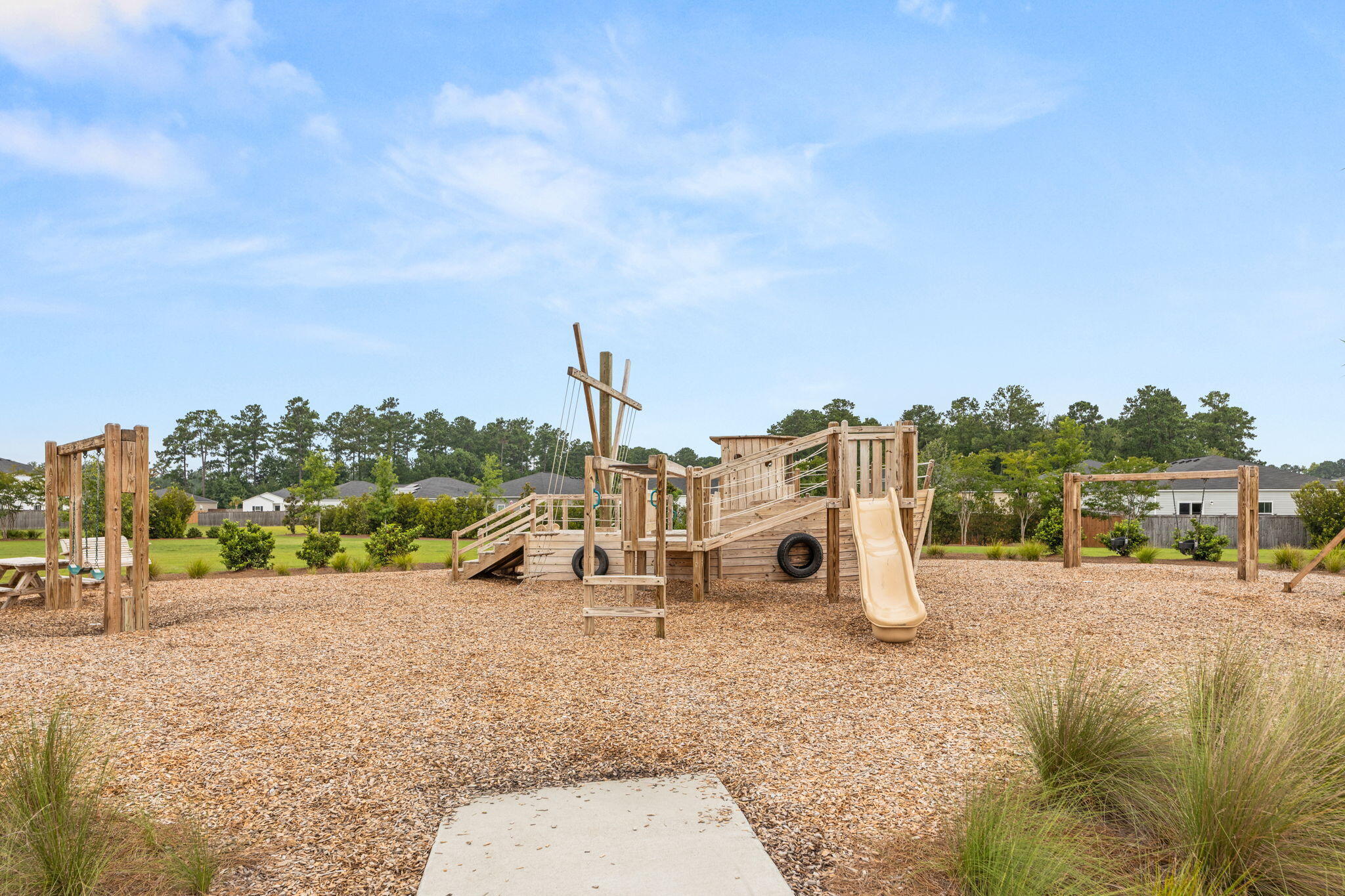 504 Spanish Wells Road Summerville, SC 29486 - Photo 41 of 44 41-web-or-mls-Amenities