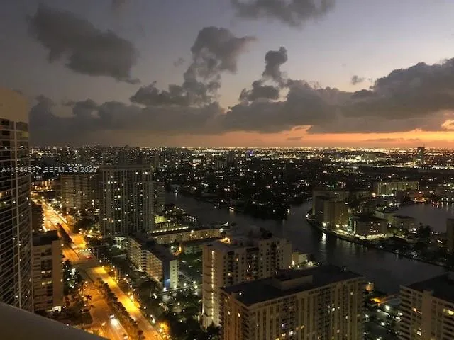 $4,200 | 1800 South Ocean Drive, Unit LP4206, Hallandale Beach, FL 33009