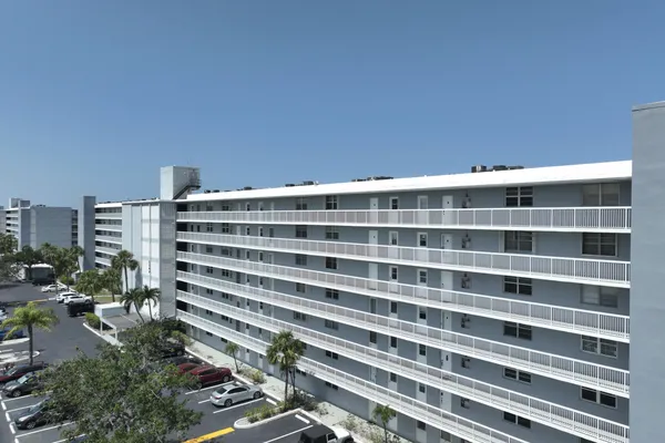 $2,950 | 5500 Northwest 2nd Avenue, Unit 514, Boca Raton, FL 33487