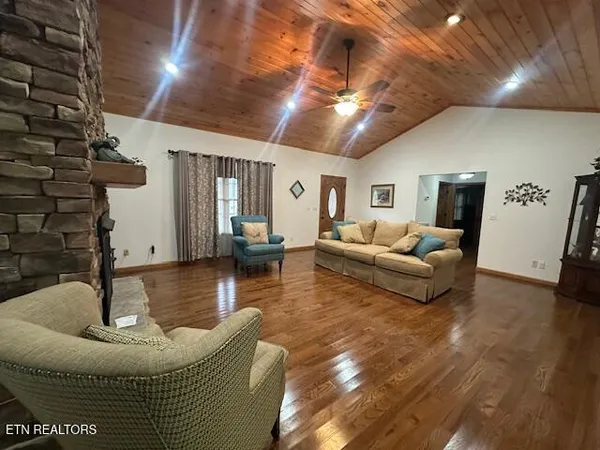 $699,000 | 105 Hwy 190 Pineville Key, Pineville, KY 40977