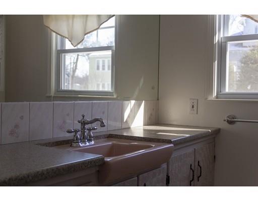 10 Huse Road Methuen, MA 01844 - Photo 11 of 22 Gallery Image 11
