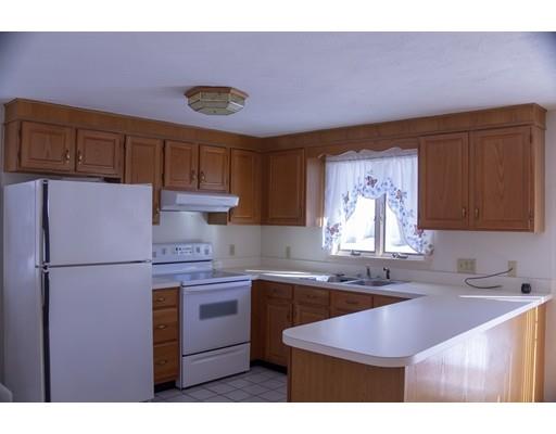 10 Huse Road Methuen, MA 01844 - Photo 6 of 22 Gallery Image 6
