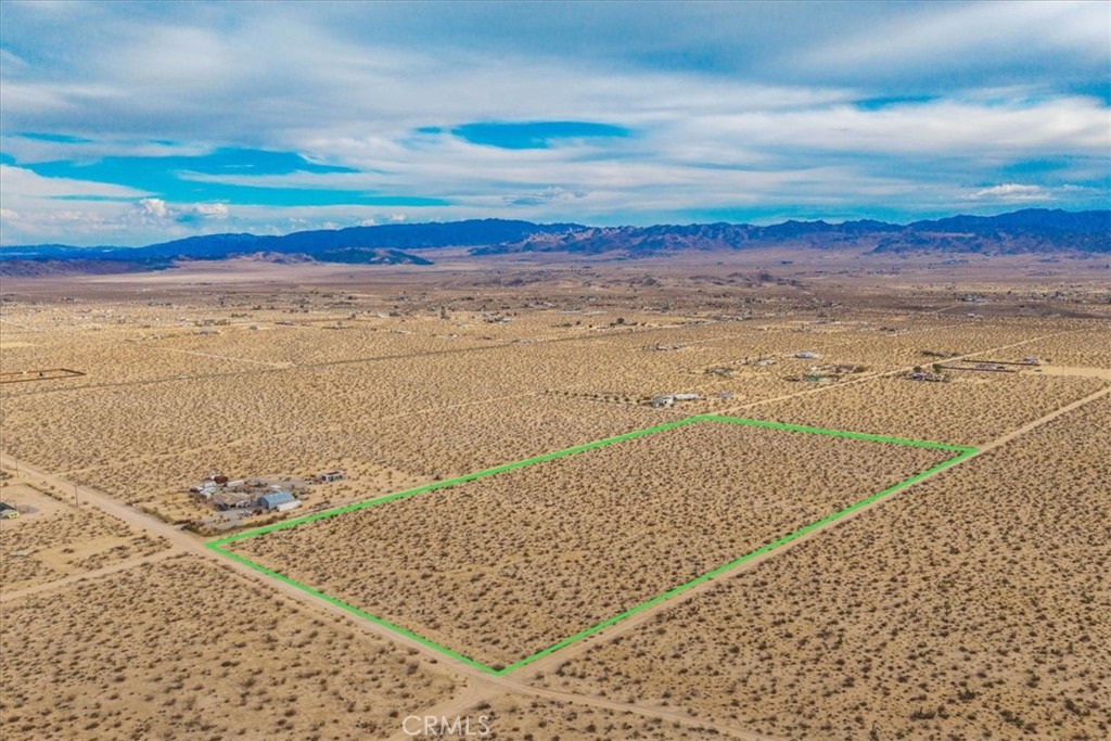 62155 Moonlight Mesa Street Joshua Tree, CA 92252 - Photo 25 of 29 a view of an ocean and beach