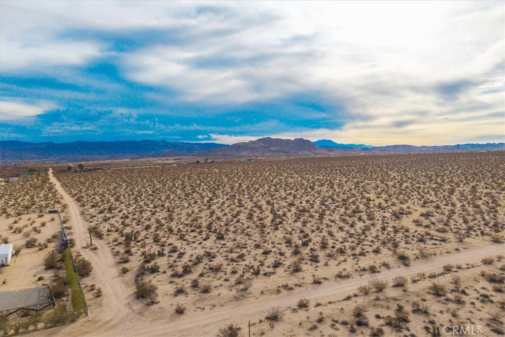 62155 Moonlight Mesa Street Joshua Tree, CA 92252 - Photo 28 of 29 a view of a city