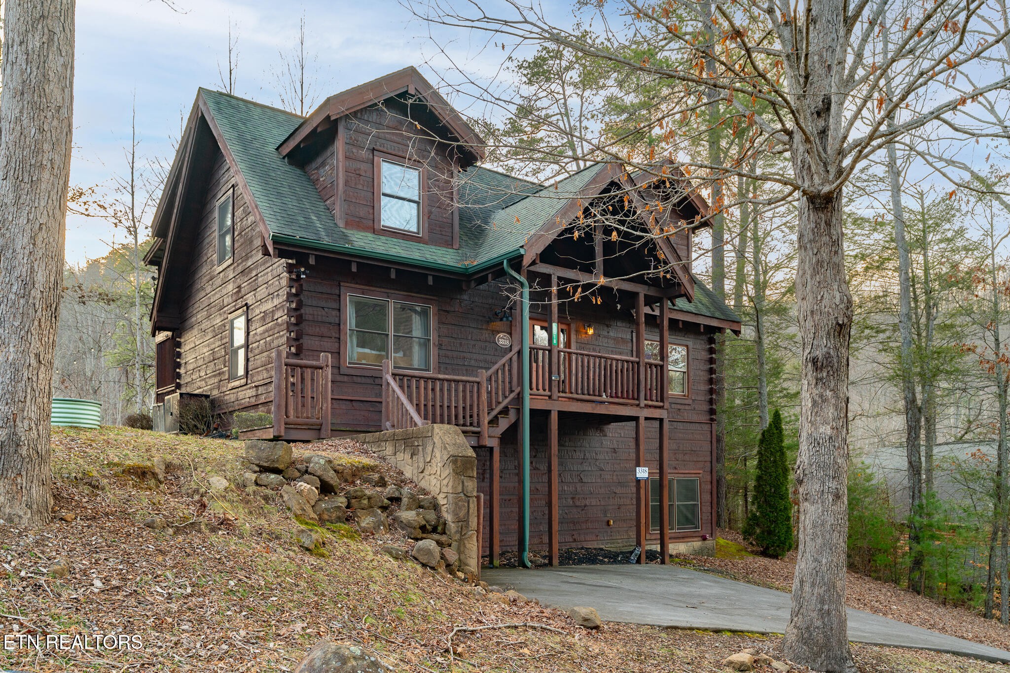 3318 Covered Bridge Way Sevierville, TN 37862 - Photo 2 of 49