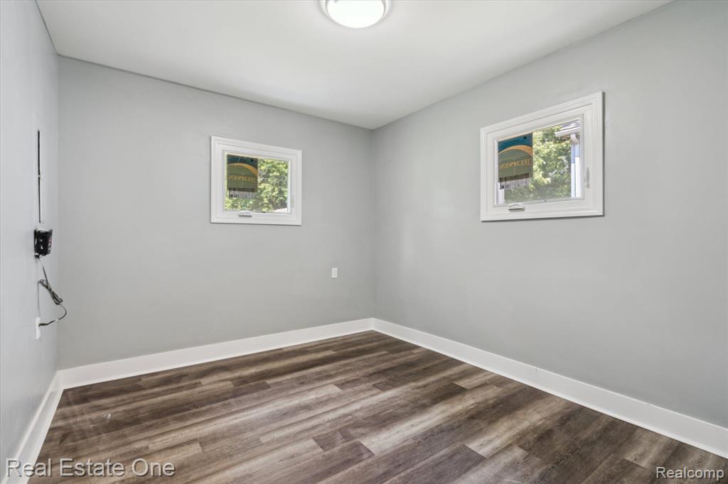 22750 Wick Road Taylor, MI 48180 - Photo 21 of 26