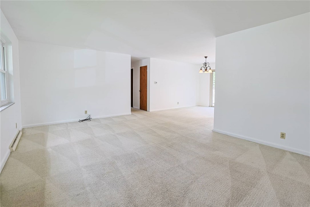 452 Cookston Avenue Springfield, OH 45503 - Photo 4 of 34 This expansive living area offers a blank canvas for your personal style and comfort.