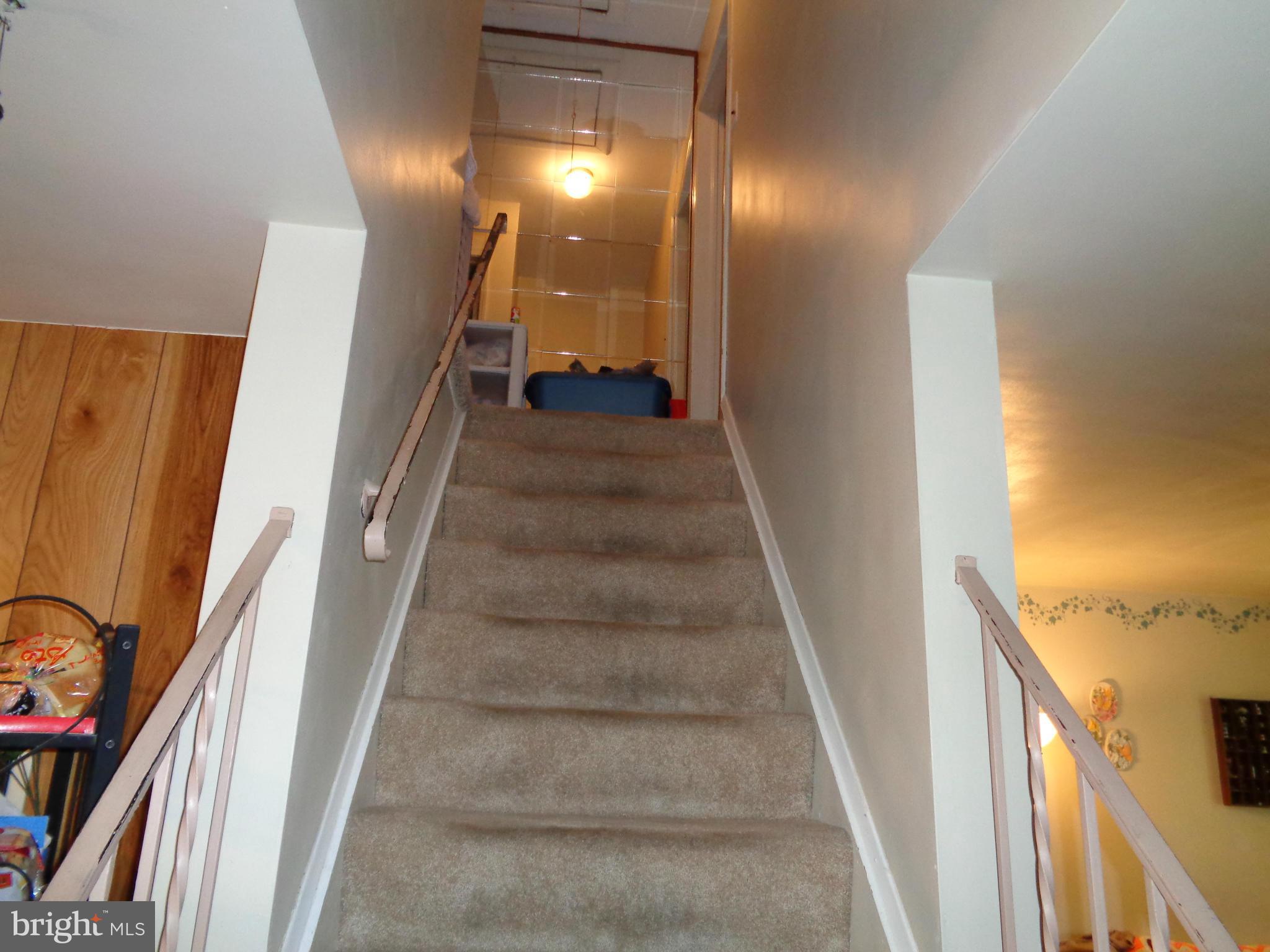 8374 Kavanagh Road Baltimore, MD 21222 - Photo 9 of 24 a view of entryway