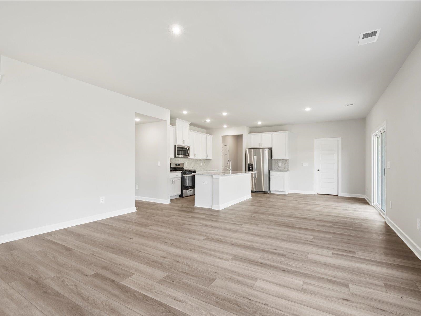 113 Tantalus Street Gray Court, SC 29645 - Photo 5 of 33