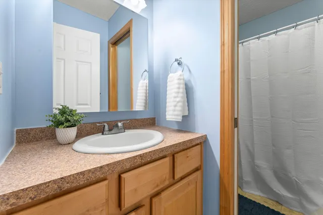 $323,500 | 305 Garfield Avenue South, Montrose, MN 55363