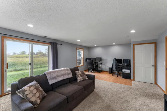 $323,500 | 305 Garfield Avenue South, Montrose, MN 55363