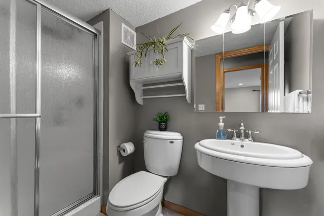 $323,500 | 305 Garfield Avenue South, Montrose, MN 55363