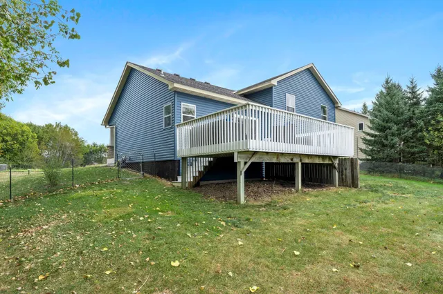 $323,500 | 305 Garfield Avenue South, Montrose, MN 55363